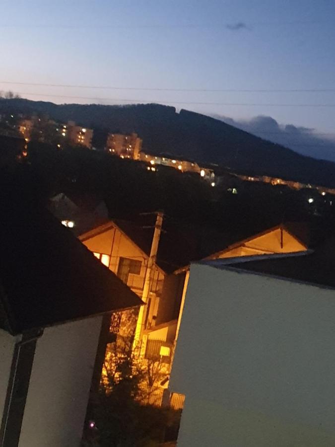 Apartment Dem Radulescu Langa Ramnicu Valcea